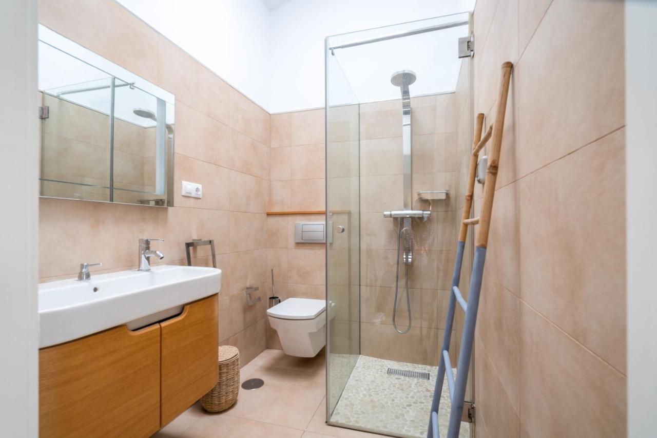 Bonito Bungalow Con Piscina Junto A La Playa San Bartolomé Εξωτερικό φωτογραφία
